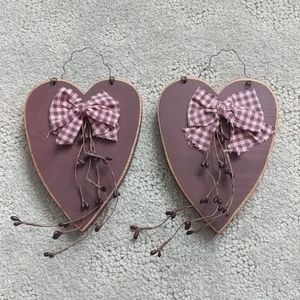 Primitive Americano Wooden hearts